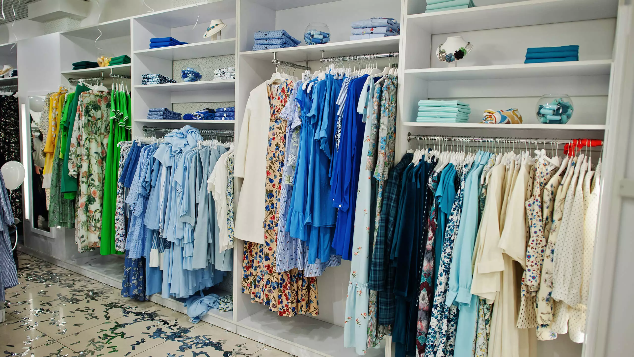 clothing-store.webp (358 KB)